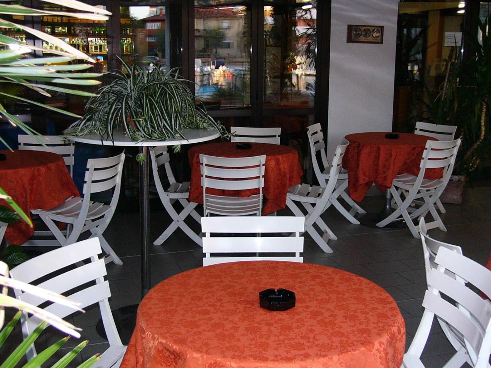 Hotel Serena 3*